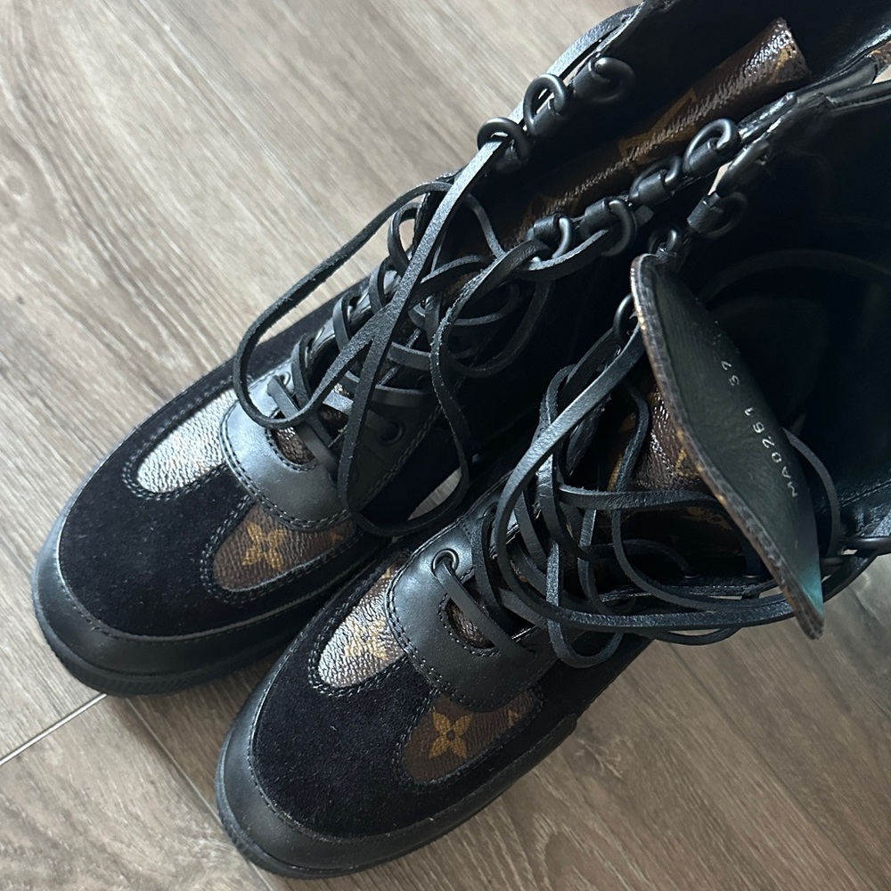 Louis Vuitton Black and Brown Men's Boots
